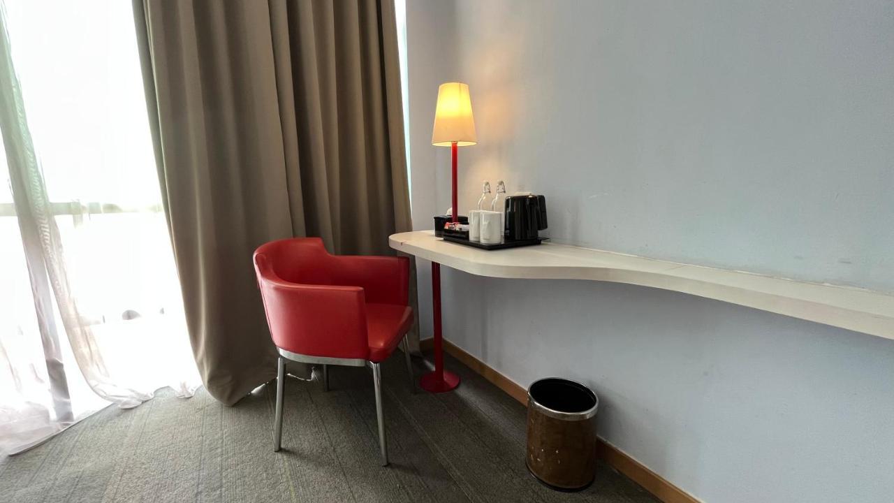 Luminor Hotel Metro Indah - Bandung By Wh Cicadas 外观 照片